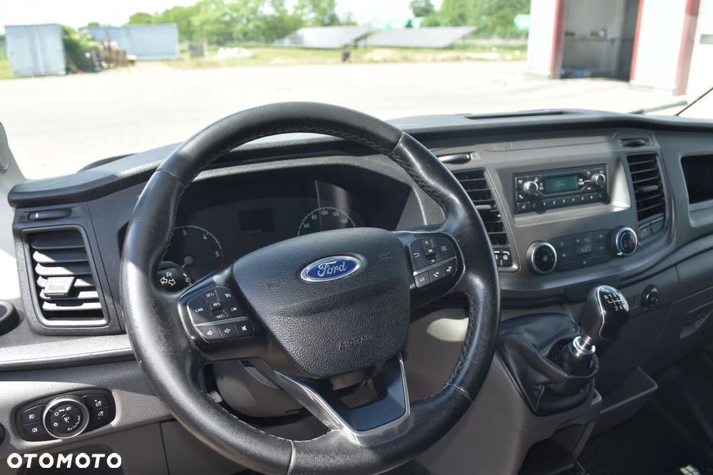 Ford Transit - 15