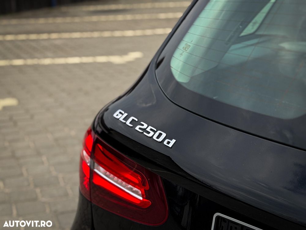 Mercedes-Benz GLC 250 d 4MATIC - 15