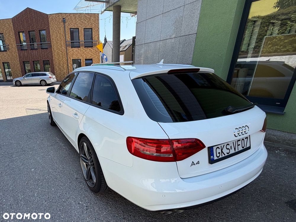 Audi A4 Avant 2.0 TDI DPF S line Sportpaket - 3