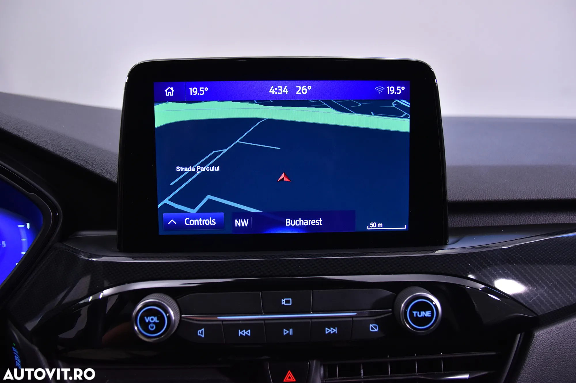 Ford Kuga - 21