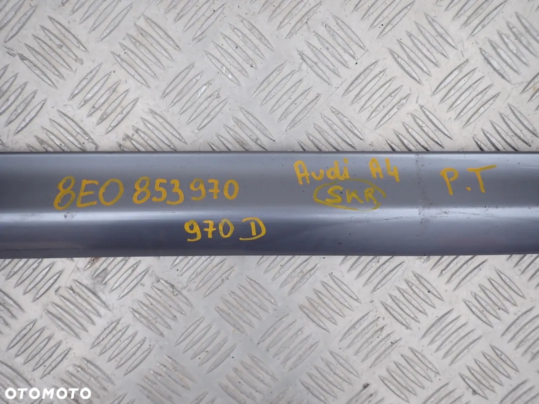 AUDI A4 B6 DOLNA LISTWA DRZWI PRAWY TYŁ 8E0853970D RADOM - 2
