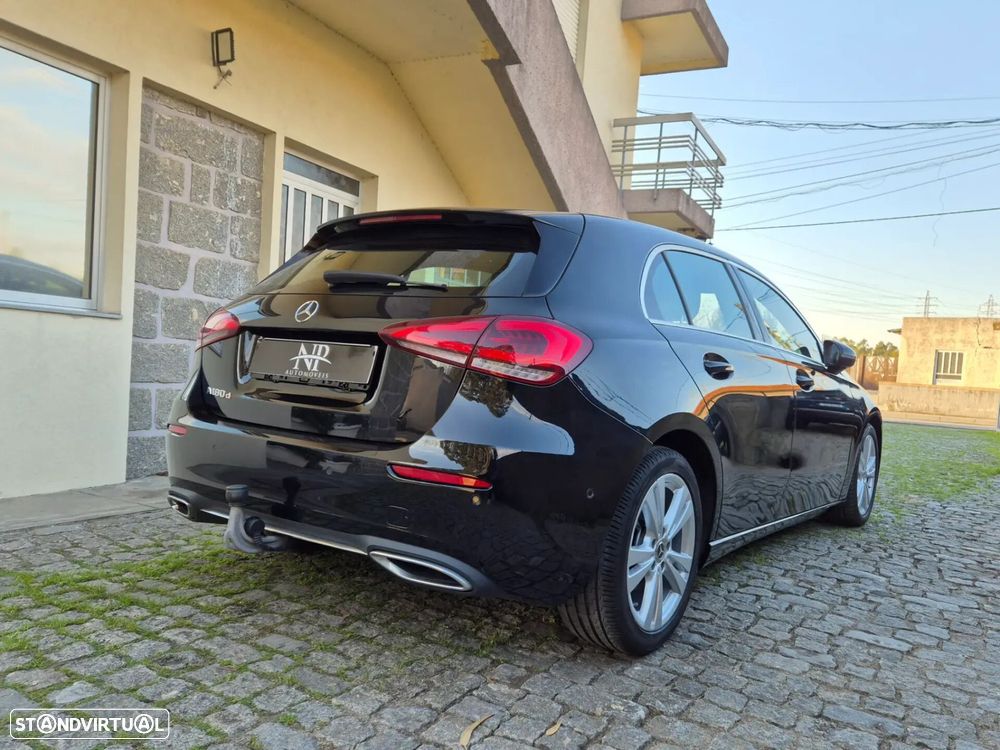 Mercedes-Benz A 180 - 4