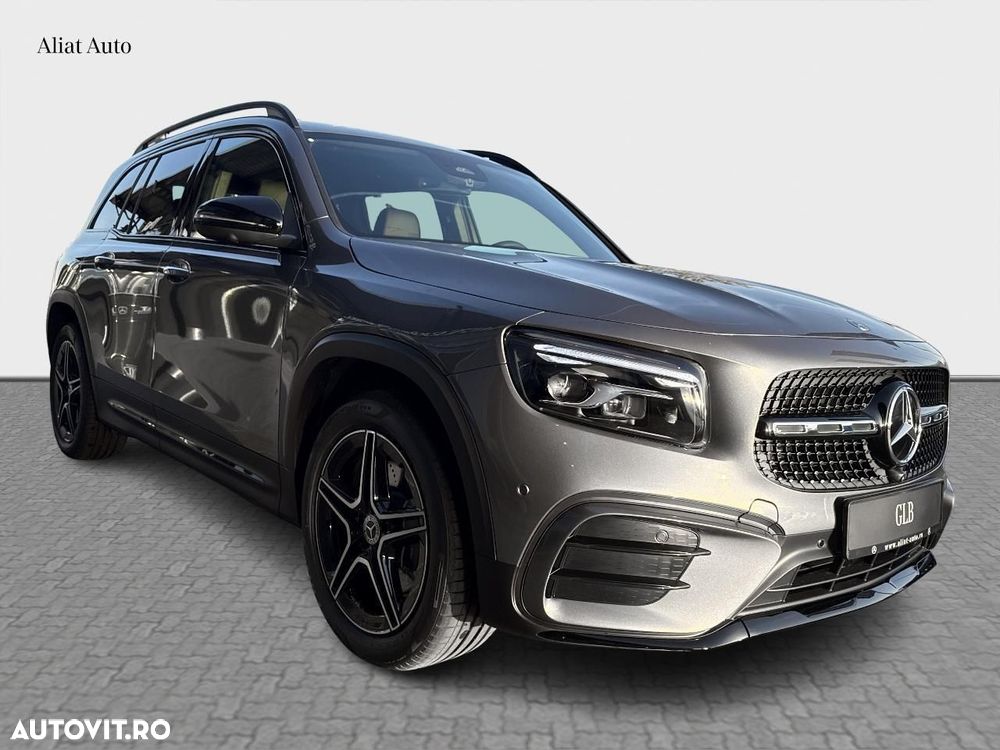 Mercedes-Benz GLB - 2