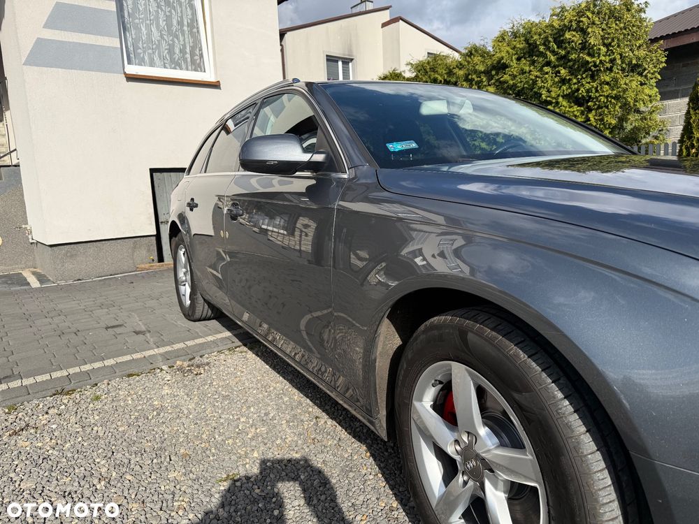 Audi A4 Avant - 13