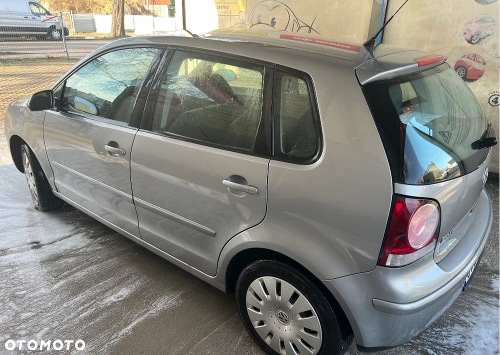 Volkswagen Polo 1.2 12V Comfortline - 2