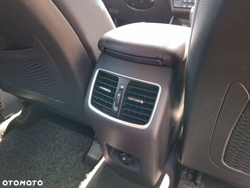 Hyundai Tucson - 16