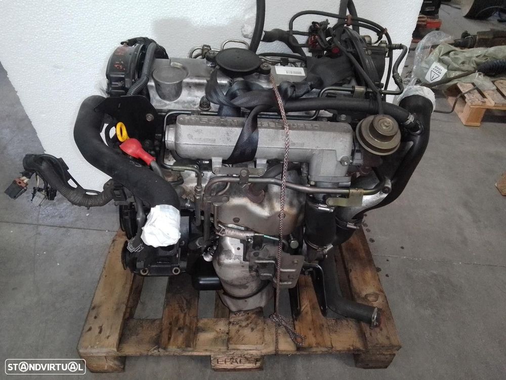 MOTOR COMPLETO NISSAN PRIMERA HATCHBACK 2001 -CD20 - 6