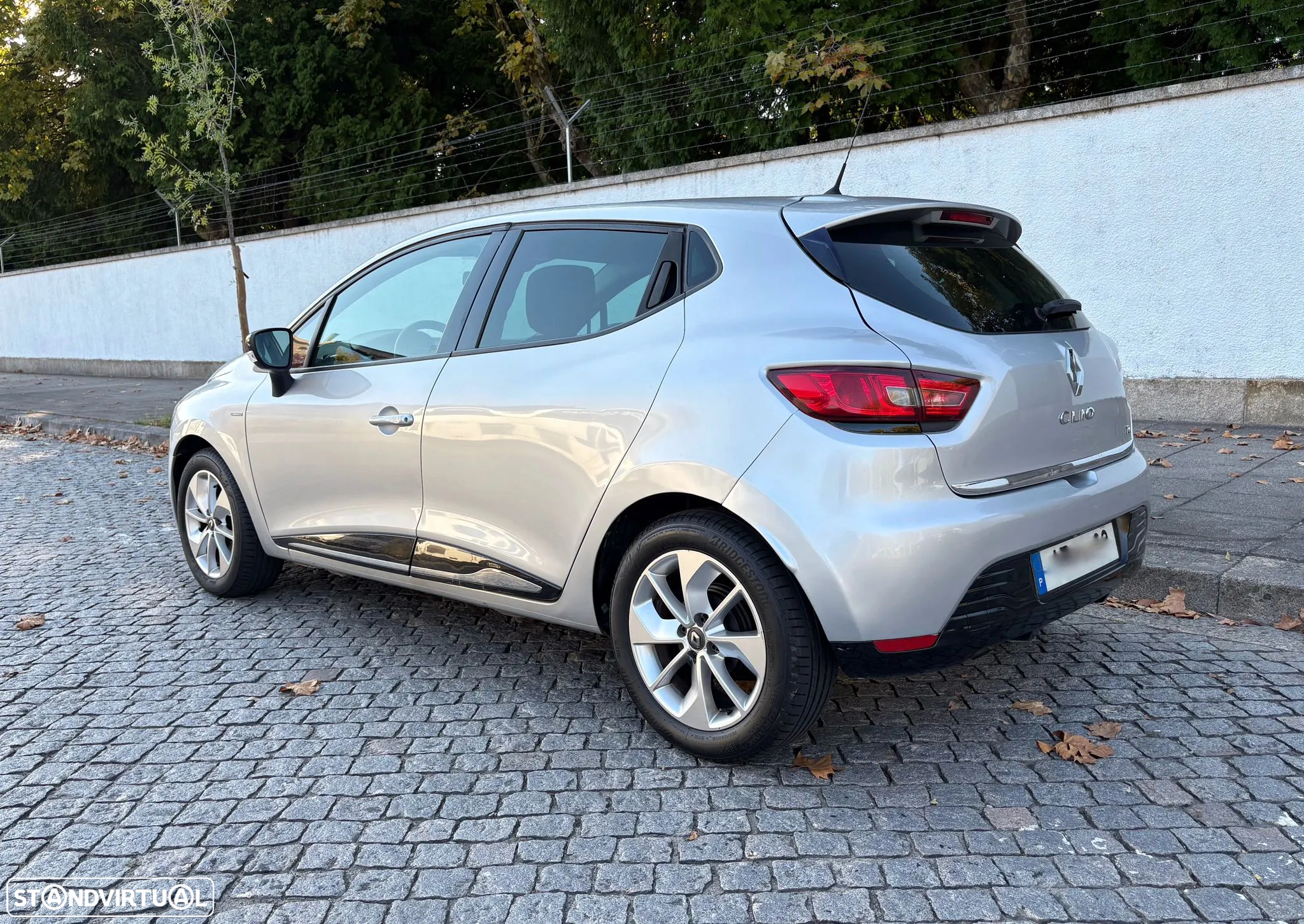 Renault Clio 0.9 TCe Limited Edition - 12