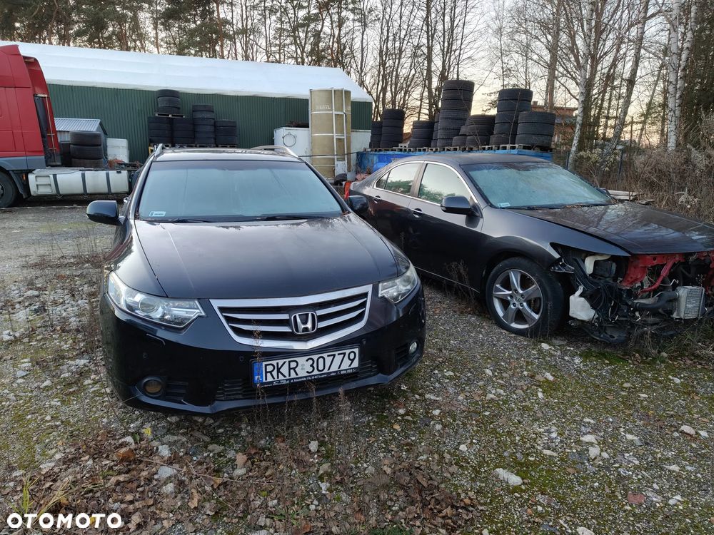 Honda Accord - 1