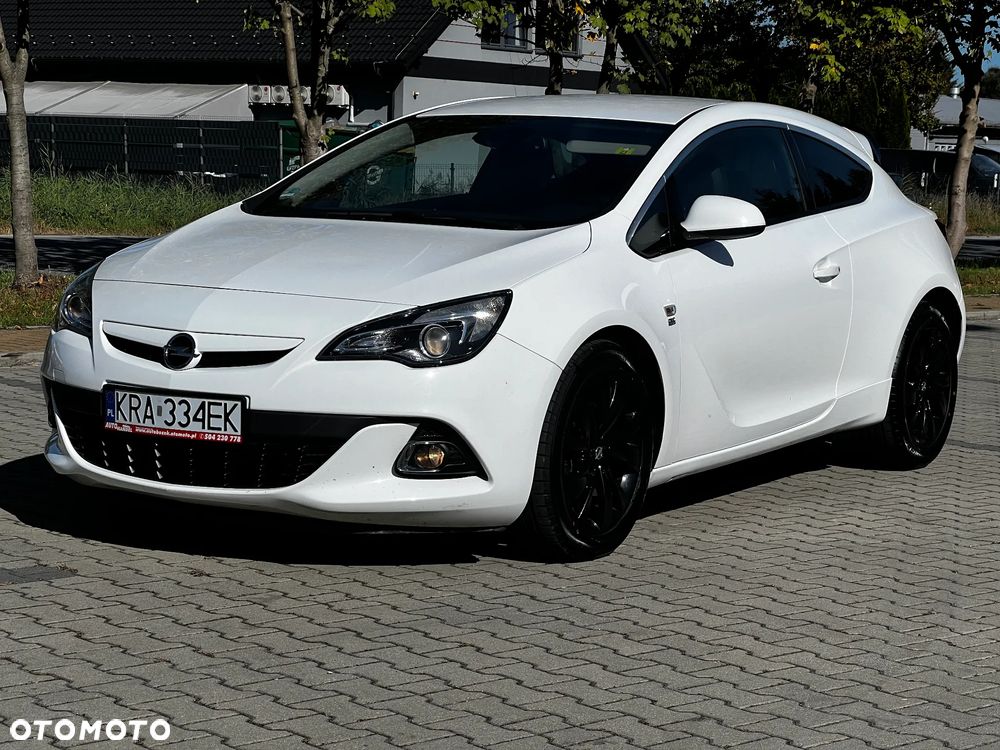 Opel Astra GTC 1.4 Turbo Innovation - 33