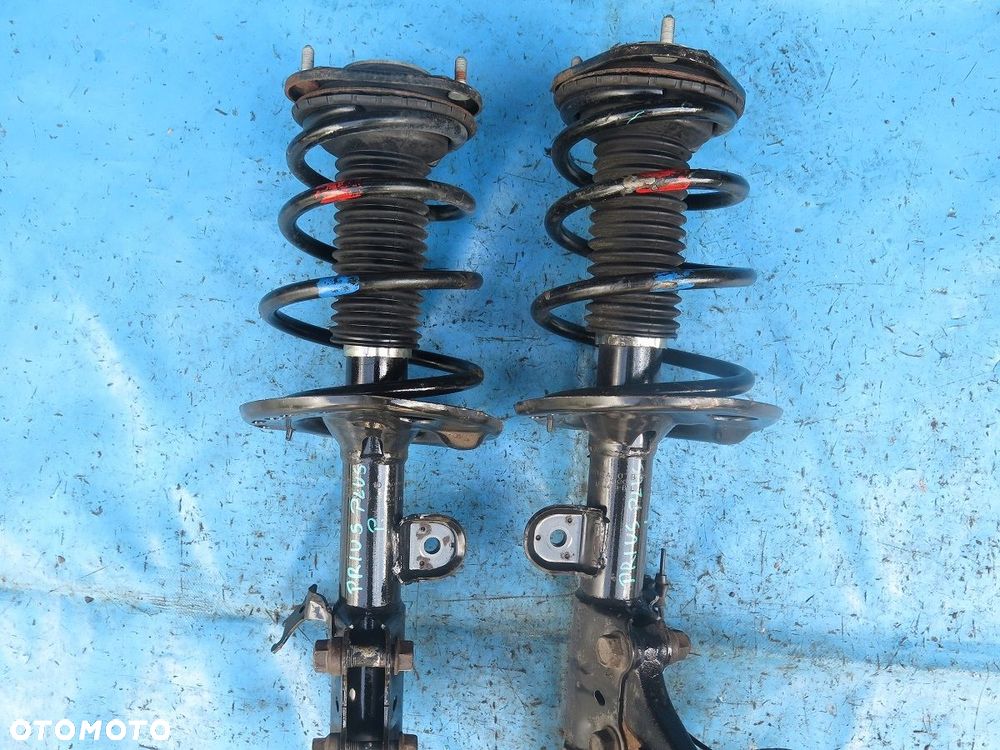 AMORTYZATOR SPRĘŻYNA PRZÓD LEWY LUB PRAWY TOYOTA PRIUS PLUS