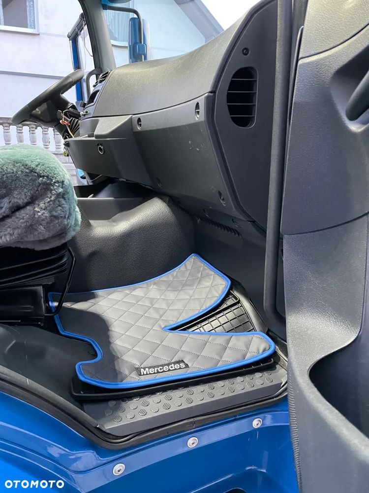 Mercedes-Benz Atego - 10