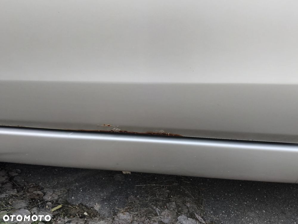 Mitsubishi Grandis 2.0 DID Intense - 5