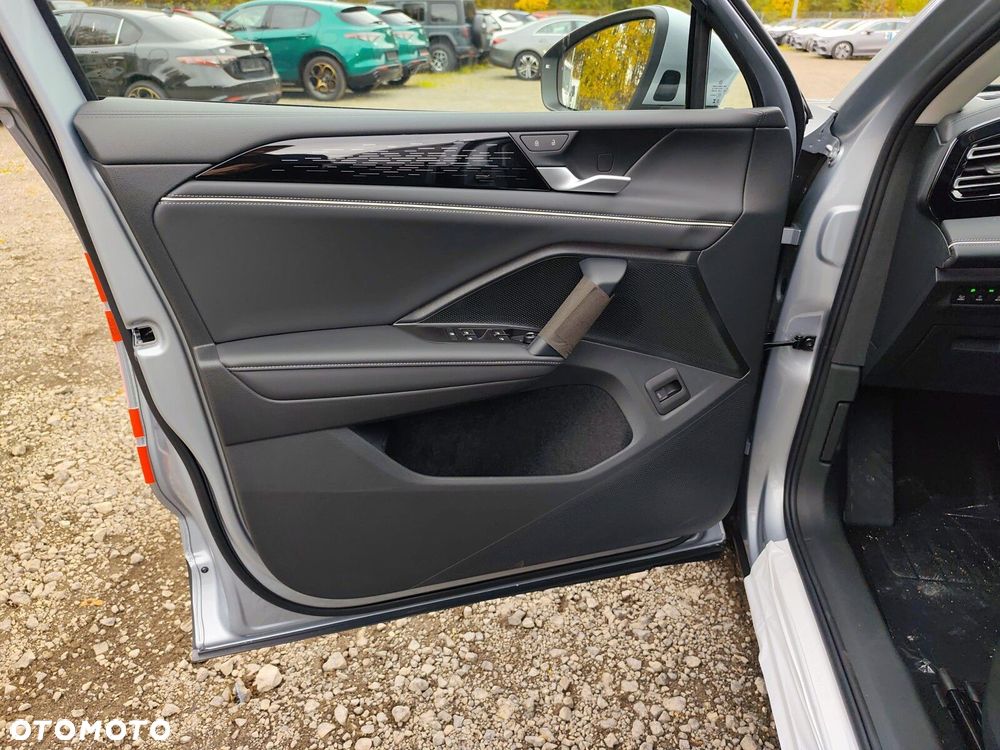 Volkswagen Tiguan 2.0 TDI 4Mot Elegance DSG - 10