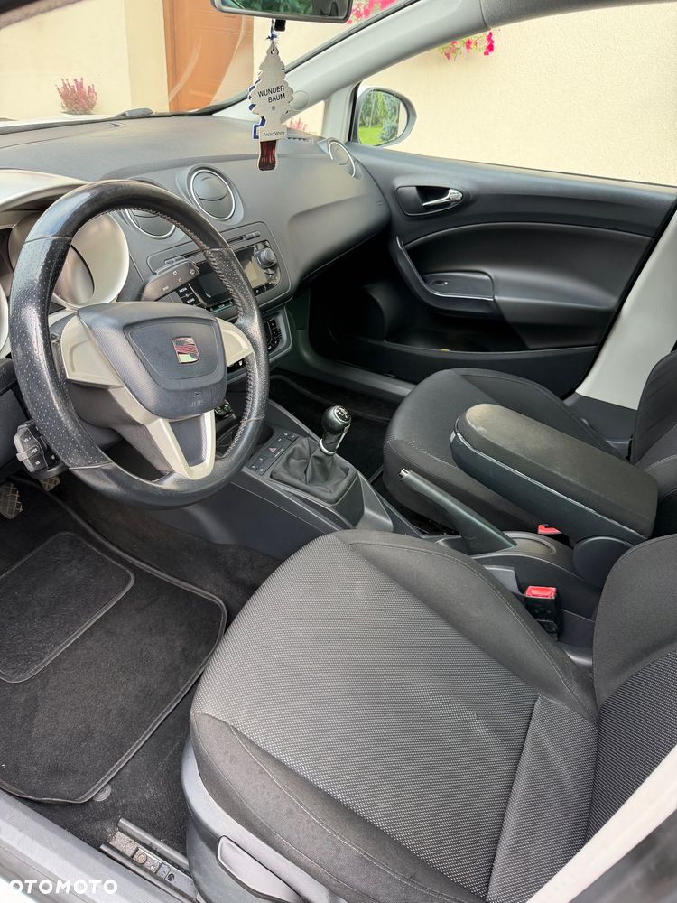 Seat Ibiza 1.4 16V Style - 12