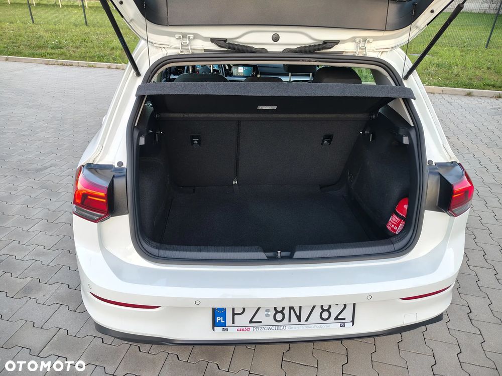 Volkswagen Golf 2.0 TDI Life - 16