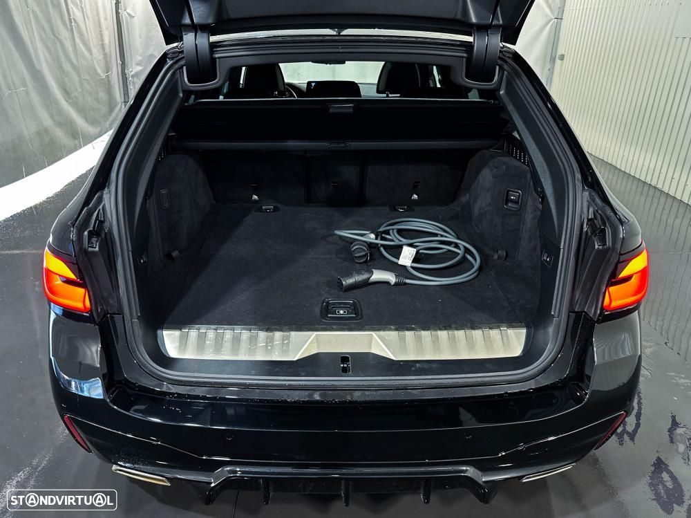 BMW 530 e Pack Desportivo M - 57