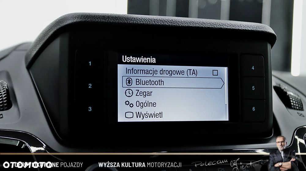 Ford Transit Connect - 22