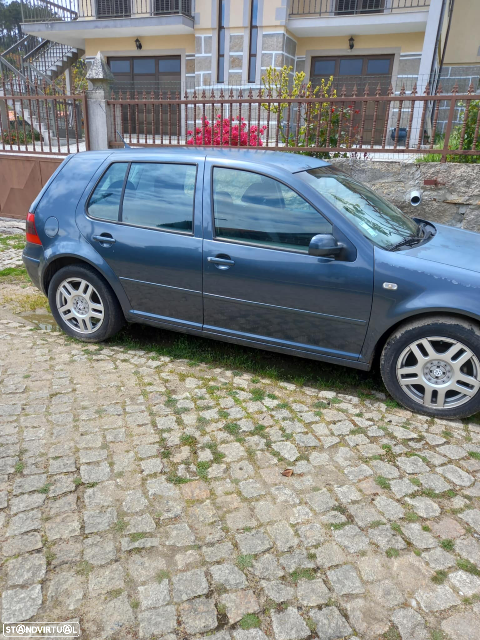 VW Golf 1.4i Confort - 2