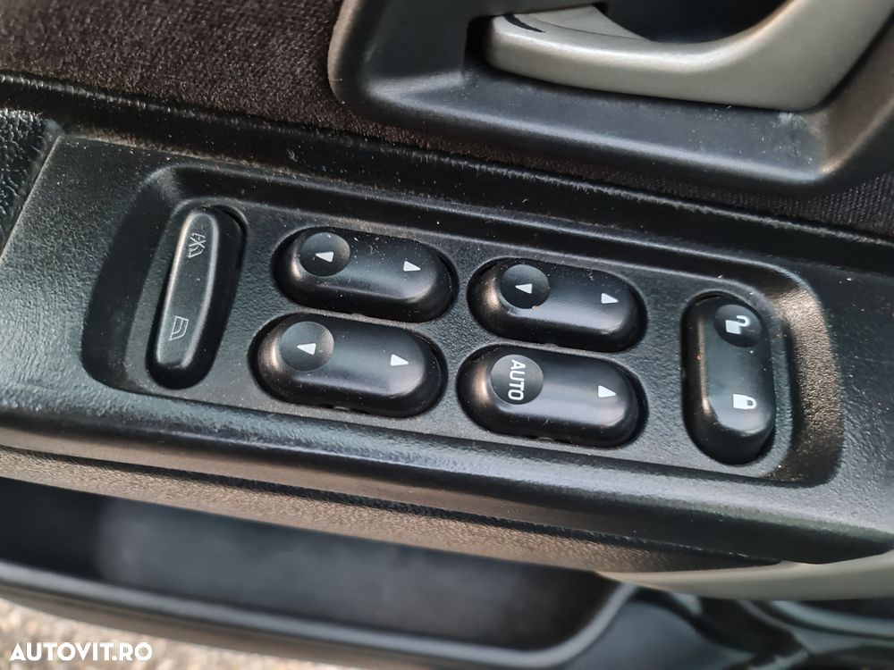 Land Rover Freelander - 4