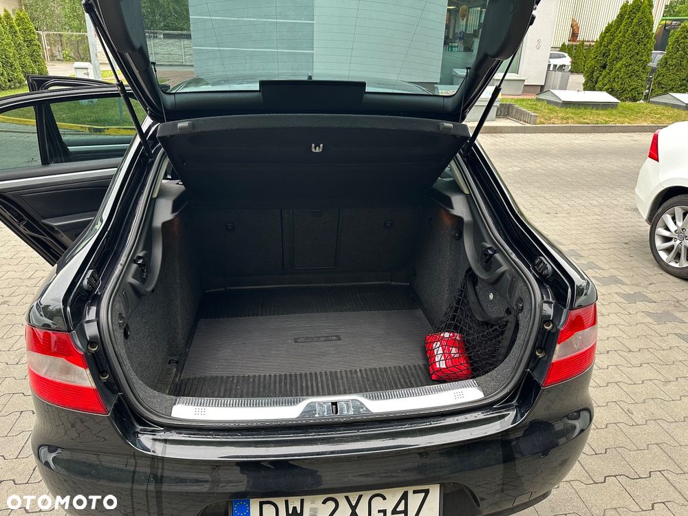 Skoda Superb 2.0 TDI Elegance DSG - 14