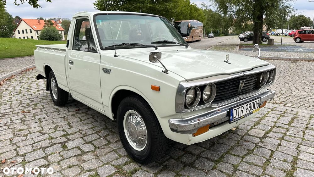 Toyota Hilux - 2