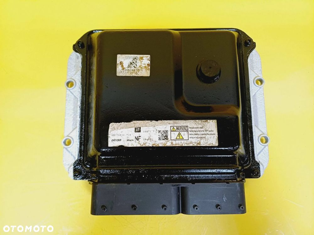KOMPUTER SILNIKA OPEL ASTRA III H ZAFIRA B 1.7 CDTI 55571776 NR2 - 3