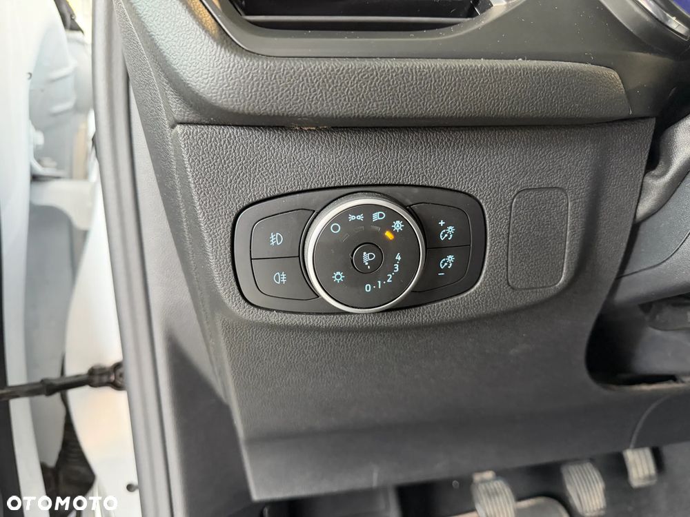 Ford Focus 1.0 EcoBoost Active - 13