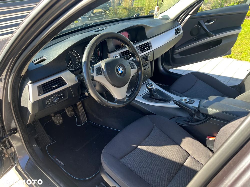 BMW Seria 3 - 10