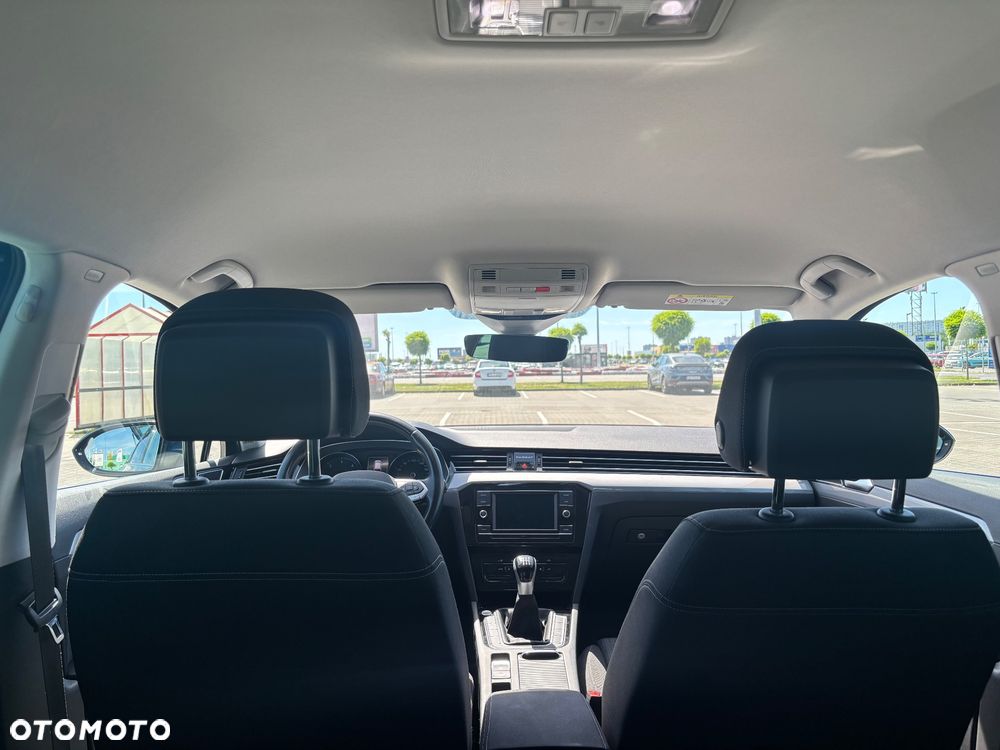 Volkswagen Passat 2.0 TDI EVO Business - 25