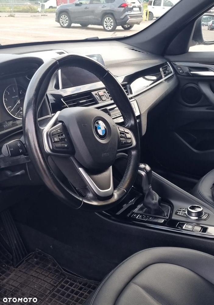 BMW X1 sDrive18d Business Edition - 16