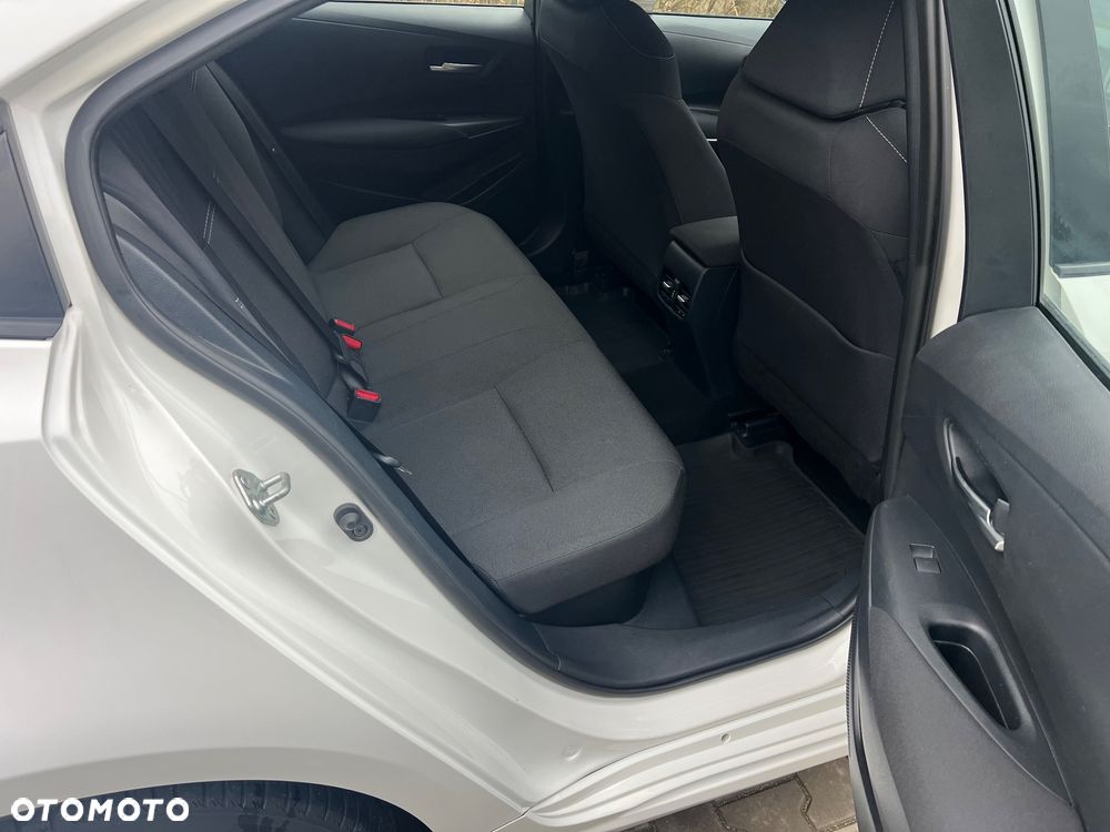 Toyota Corolla 1.8 Hybrid Comfort - 24