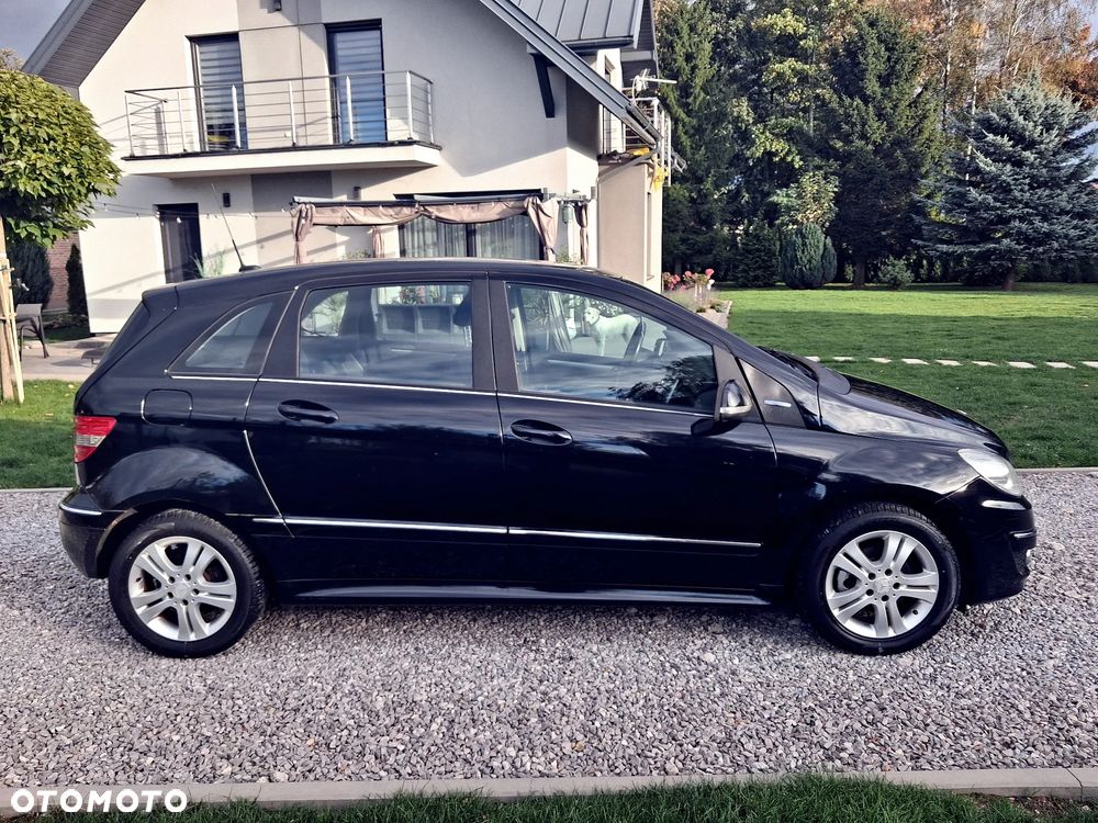 Mercedes-Benz Klasa B 160 BlueEFFICIENCY SPORT EDITION - 9
