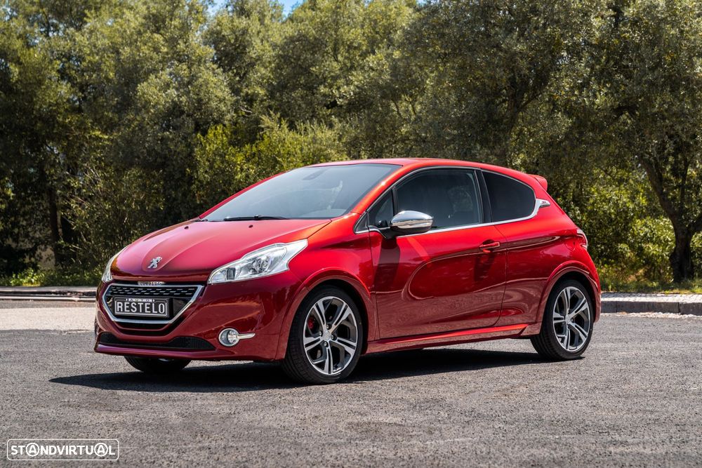 Peugeot 208 1.6 THP GTi - 1