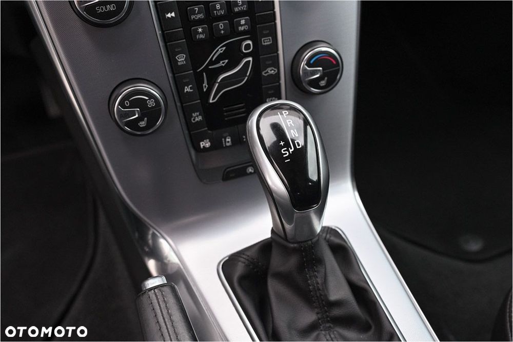 Volvo V40 Cross Country D3 Geartronic - 31