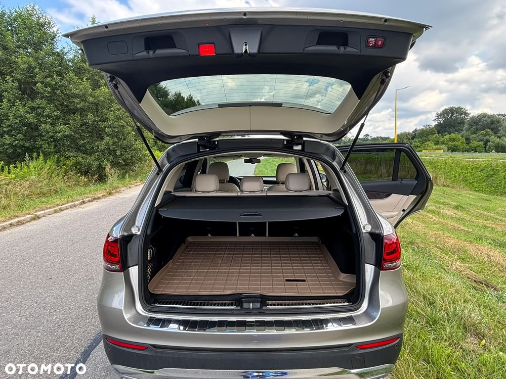 Mercedes-Benz GLC - 6