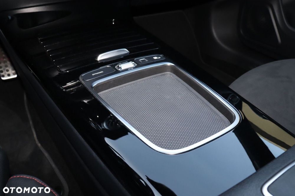 Mercedes-Benz CLA 200 mHEV AMG Line 7G-DCT - 26