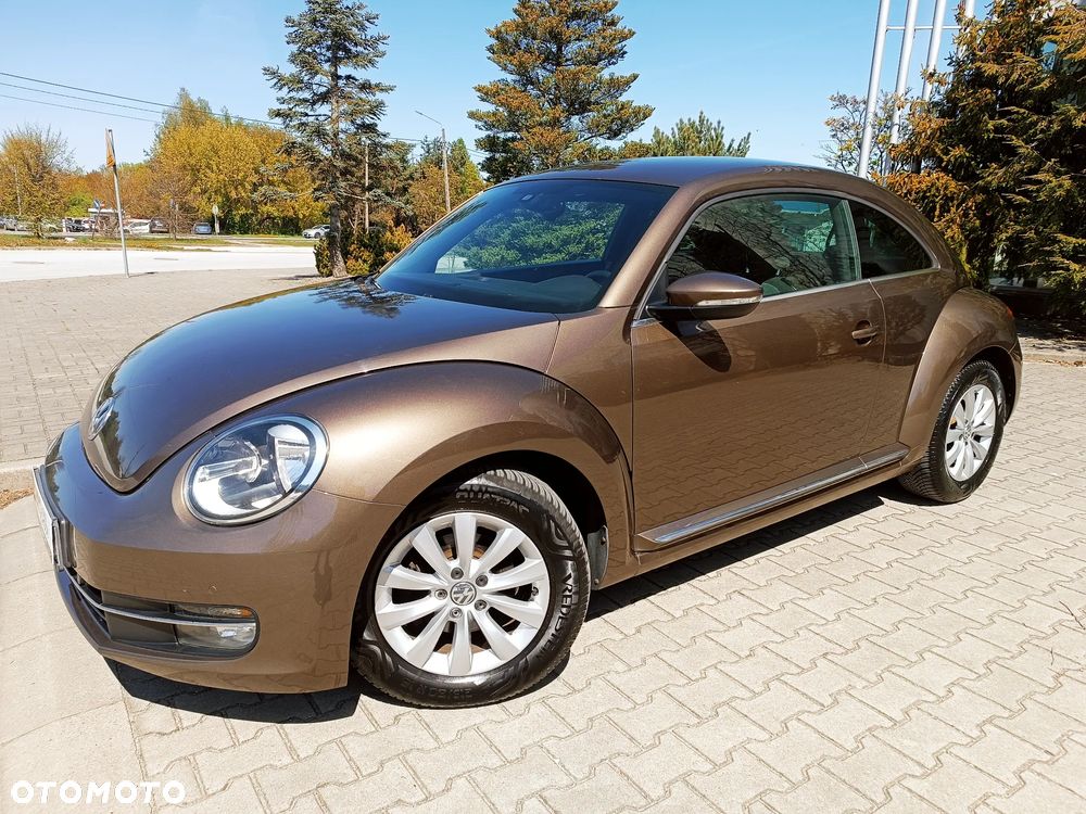 Volkswagen Beetle 1.6 TDI DPF Blue Motion Technologie CUP - 2