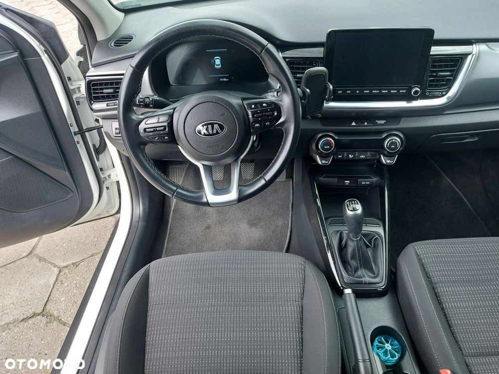 Kia Stonic - 18
