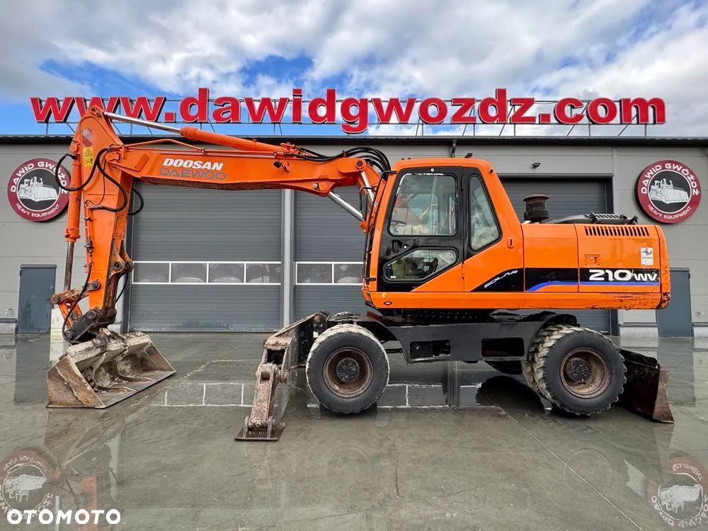 Doosan SOLAR 210W - 5