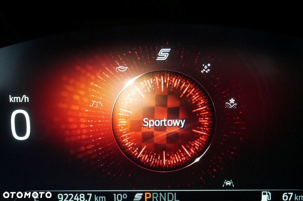 Ford Kuga 2.5 FHEV FWD ST-Line eCVT - 23