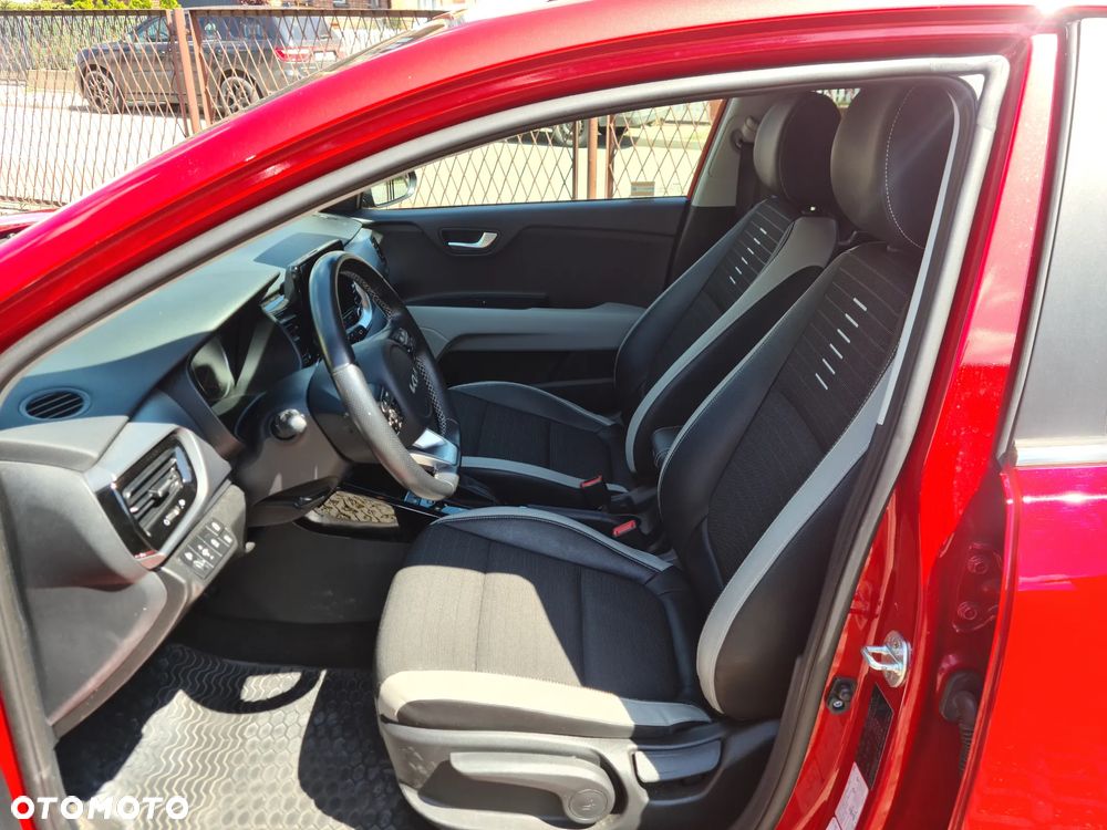 Kia Stonic 1.0 T-GDI L Business Line DCT - 4