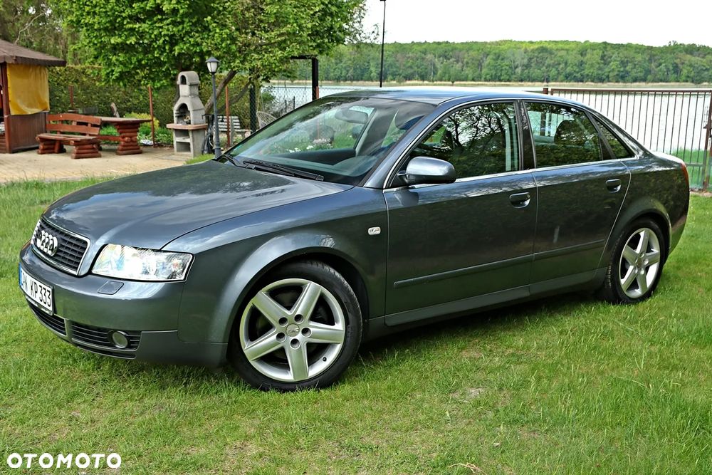 Audi A4 Limousine - 2