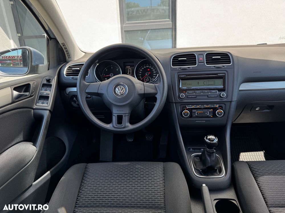 Volkswagen Golf 1.6 TDI BlueMotion Technology Comfortline - 9