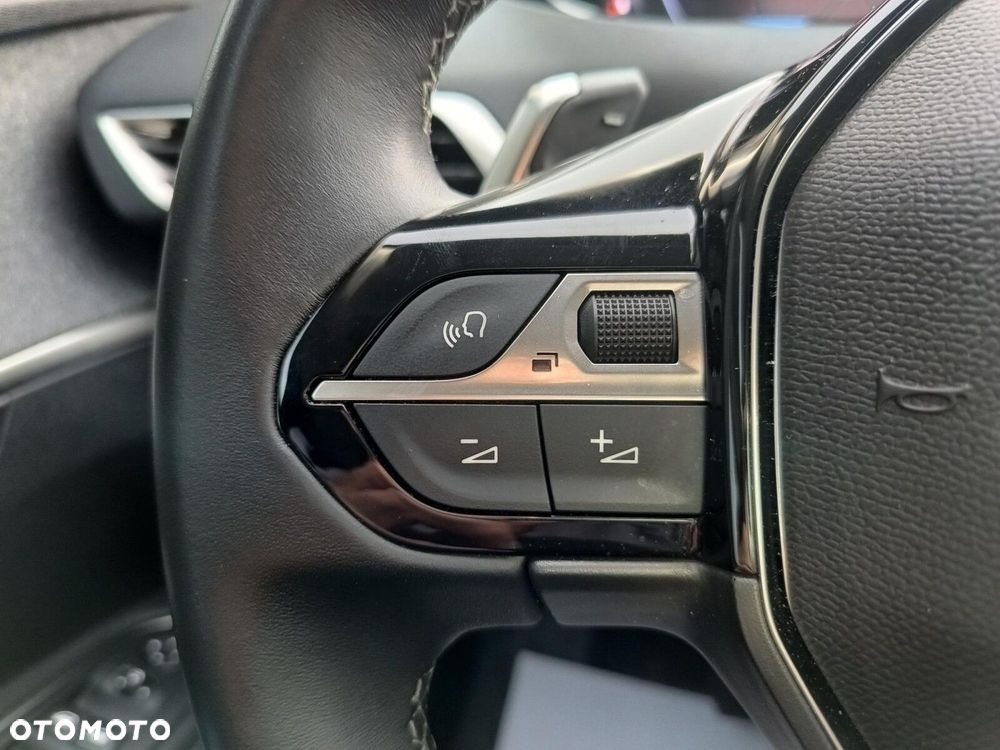 Peugeot 3008 1.5 BlueHDi Allure S&S EAT8 - 21