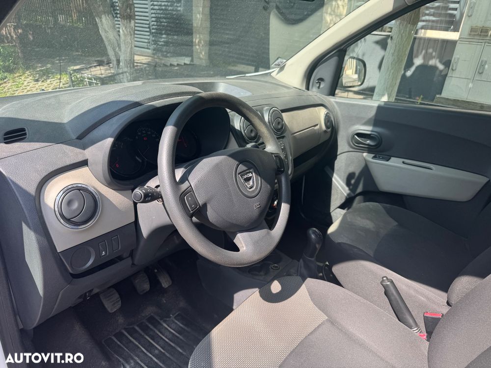 Dacia Lodgy 1.2 TCe 115 CP Laureate - 9