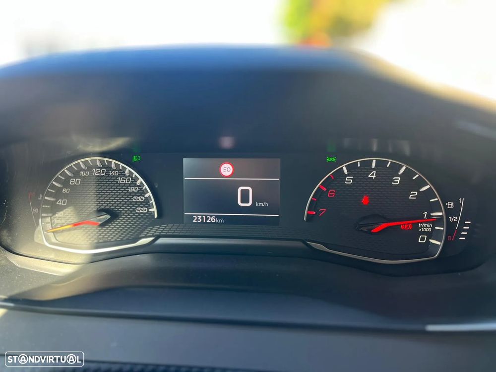 Peugeot 2008 1.2 PureTech Allure Pack - 6