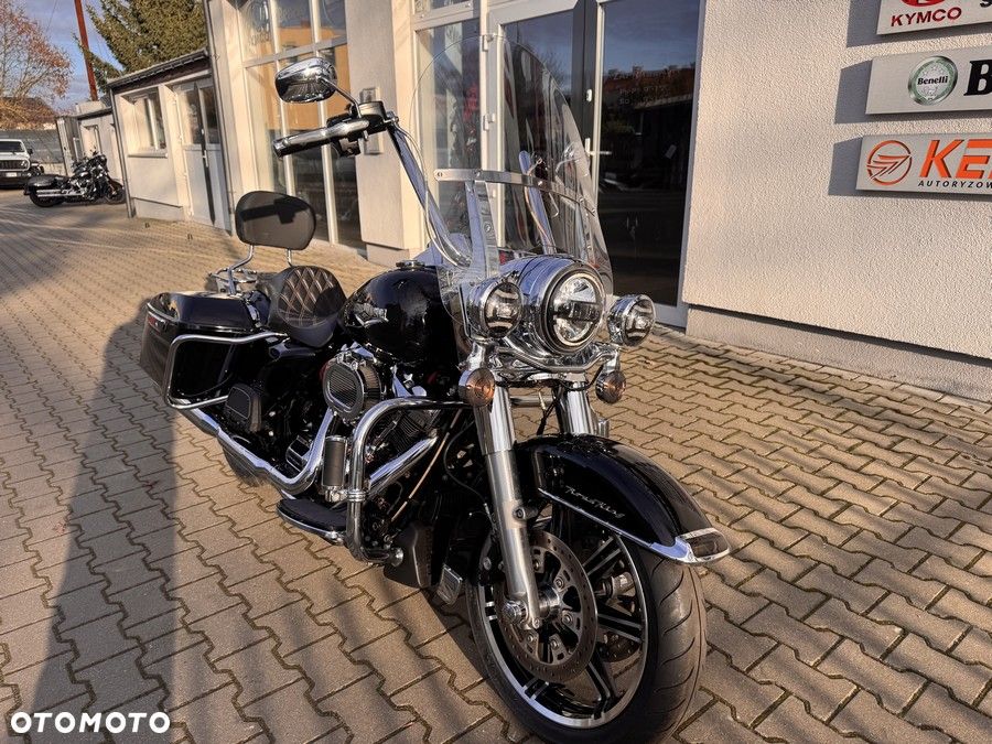 Harley-Davidson Touring Road King - 3