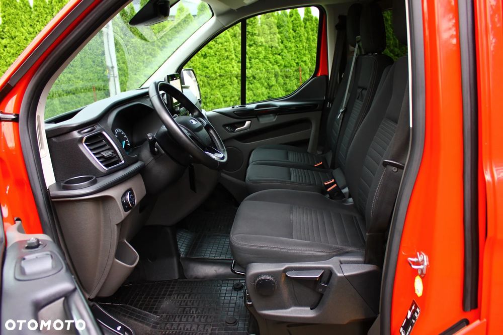 Ford TRANSIT CUSTOM BRYGADÓWKA LONG 6 OSÓB AUTOMAT 2.0 TDCI 170KM LIMITED - 23