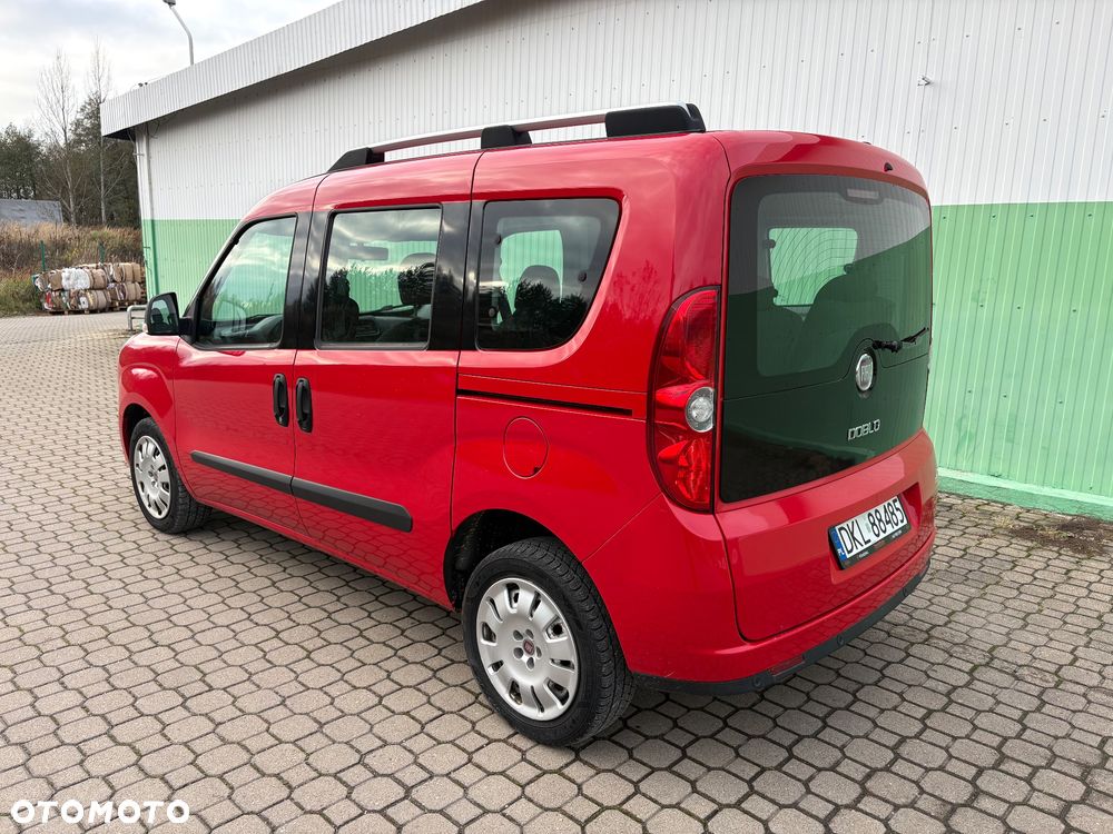 Fiat Doblo 1.4 16V Emotion - 9